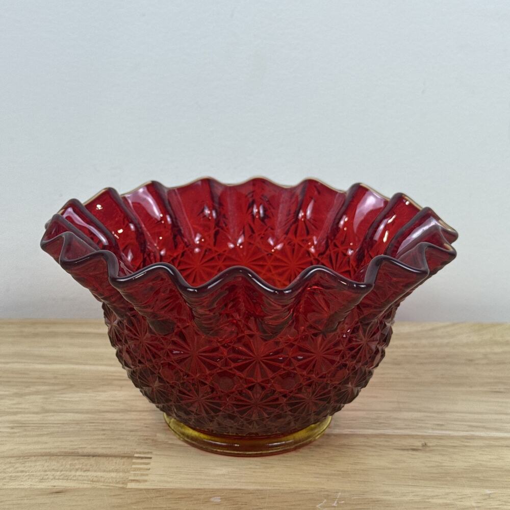 Vintage LE Smith Amberina Glass Daisy & Button Crimped Rim Bowl Made in the USA